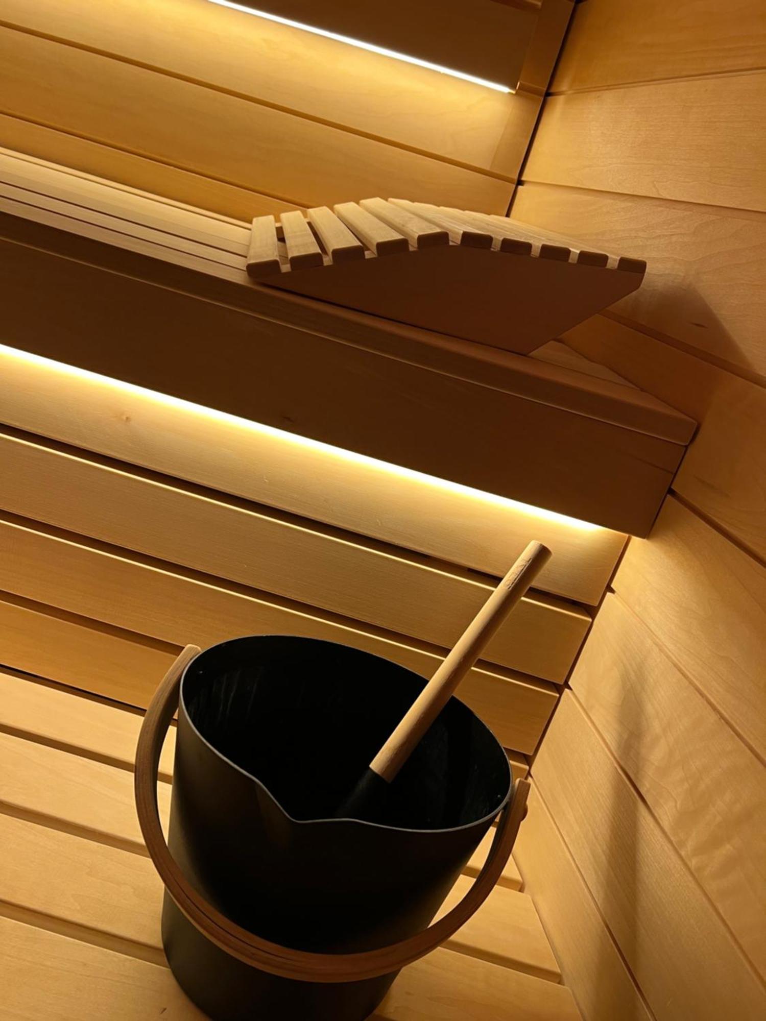 Schoenes Ferienhaus Mit Sauna Am Harkebruegger See In Der Naehe Von Oldenburg Barssel  Bagian luar foto